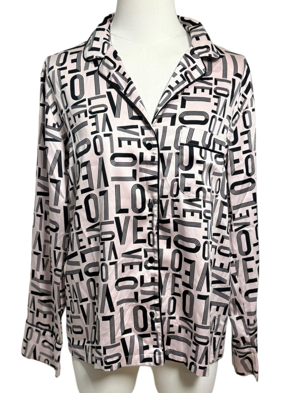 Victoria’s Secret Satin Love Print Pajama Button Up Top Pink XS - Picture 2 of 8